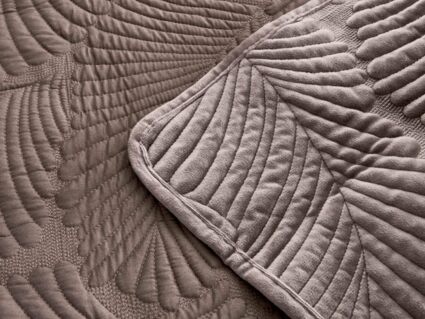 Покрывало Софи де Марко Ноэль (мокко) 240х260