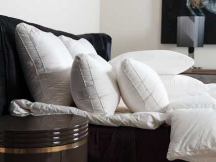 Подушка German Grass King Down Grass трехкамерная 3D с бортиком упругая